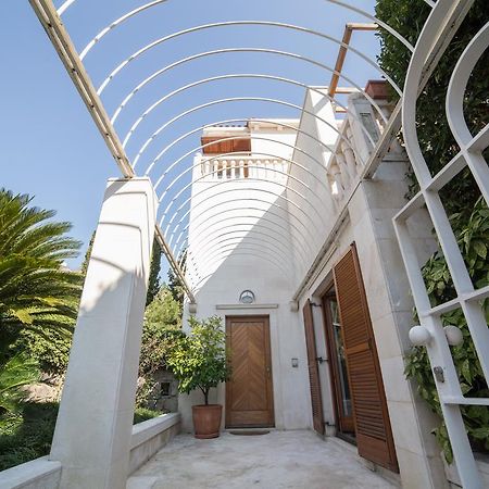 Style Apartment Split Exterior photo